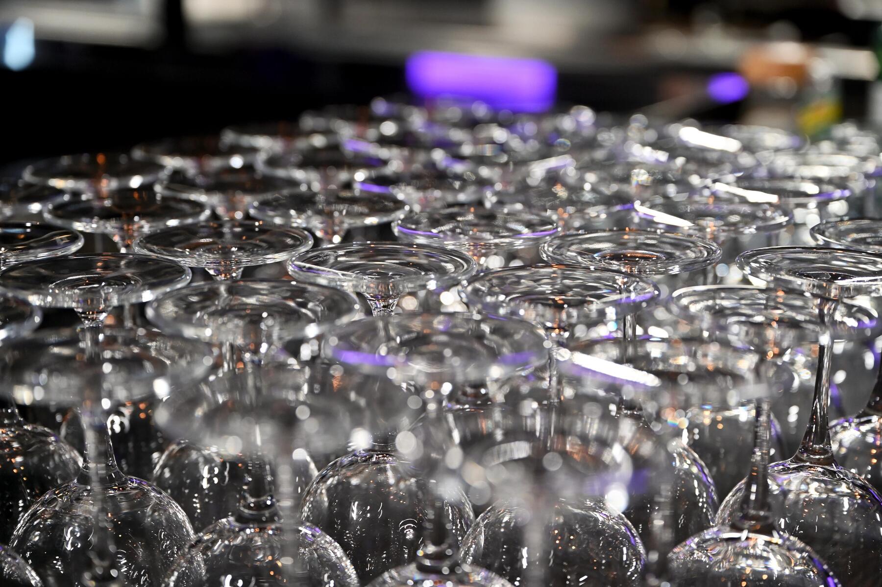 Missbrauch von bewusstlosem Gast? Barkeeper in Wien vor Gericht