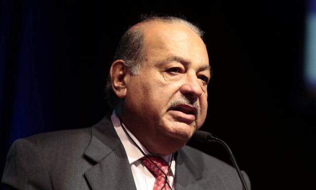 Mexican businessman Carlos Slim speaks at the 20th annual meeting of the Circulo de Montevideo Foundation in Luque