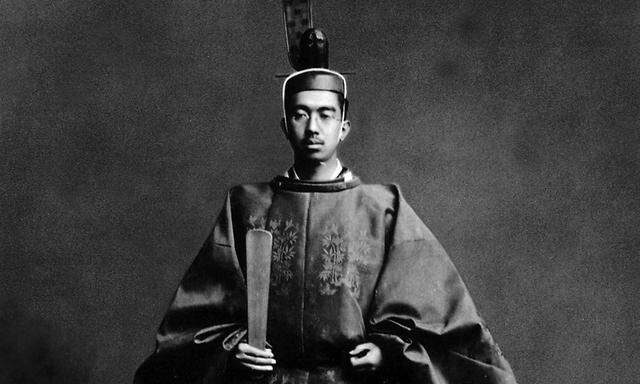 Hirohito war der am längsten dienende Tenno (1926-1989). Das Bild zeigt die Thronbesteigung.