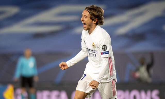 Luka Modric (Real Madrid, 10), GER, Real Madrid vs. Borussia Moenchengladbach, Fussball, Champions League, Gruppenspiel