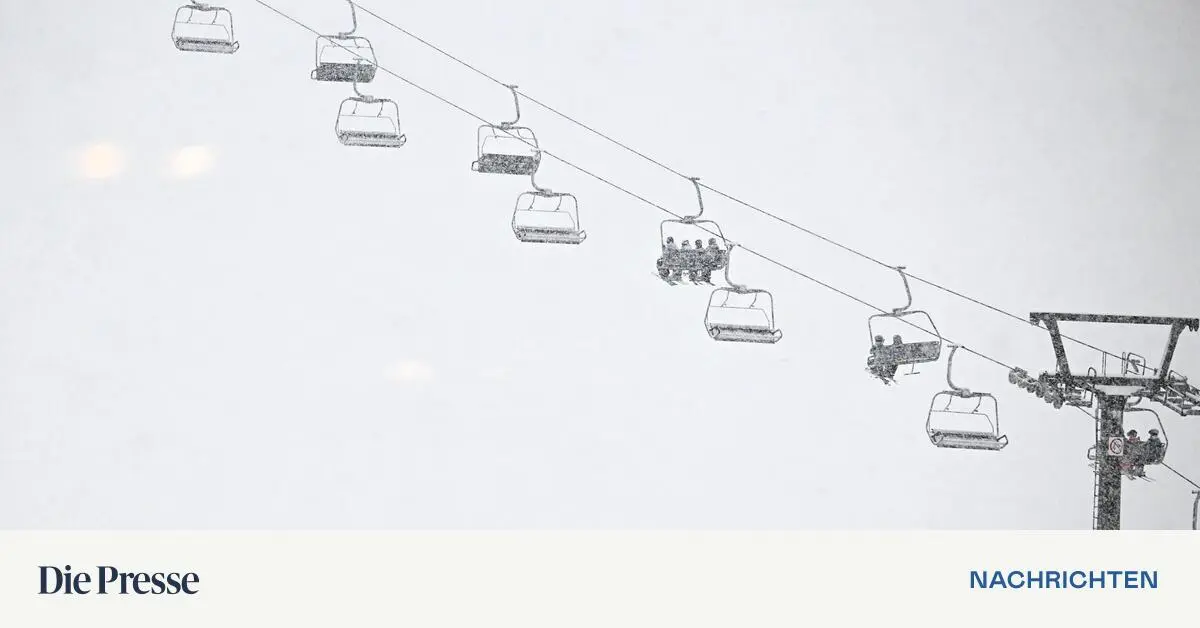 Tourengeher-in-Salzburg-bei-Kollision-auf-Skipiste-t-dlich-verletzt