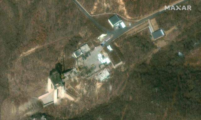 Nordkorea könnte eine Raketenfabrik an der Westküste wieder aufgebaut haben. 