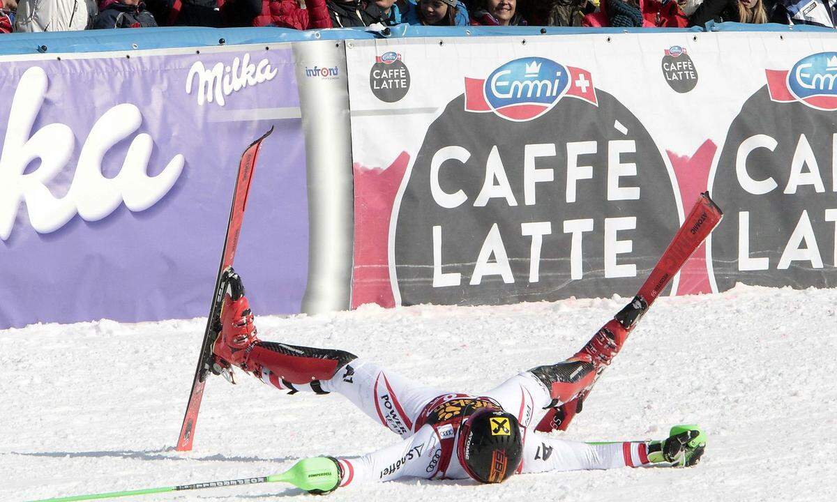 Marcel Hirscher hat es vollbracht. Zwei Wochen vor dem Saisonfinale in Aare sicherte er sich in Kranjska Gora vorzeitig den Sieg in der Slalom- und Riesentorlauf-Wertung sowie im Gesamtweltcup. Seine Kristallkugeln Nummer 15, 16 und 17. Ein Blick in die Kristallwelten des ÖSV-Superstars: