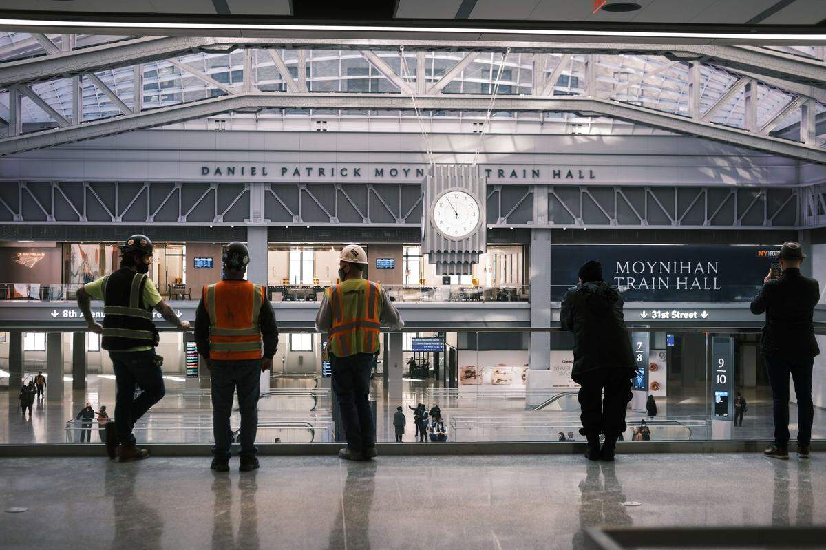 Kostenpunkt für die Moynihan Train Hall waren1,6 Milliarden Dollar (1,30 Mrd. Euro).   > > Mehr Infos unter: www.amtrak.com