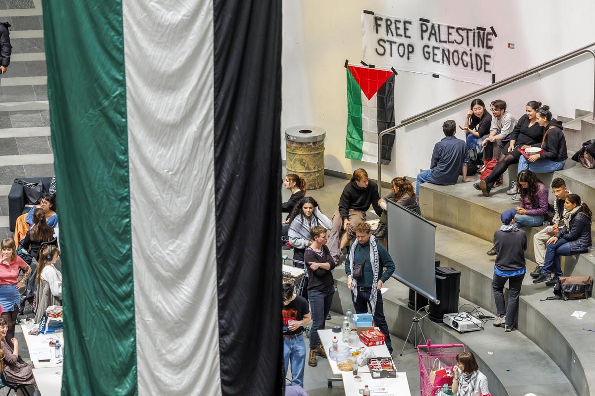 Pro-Palästina-Demo auch an der Universität in Genf.