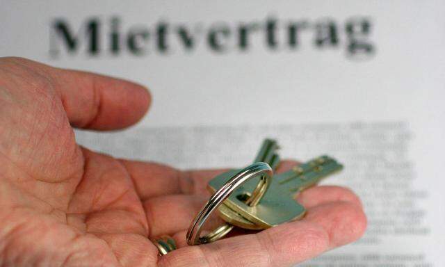 Mietvertag und Schluessel - leasing contract and keys