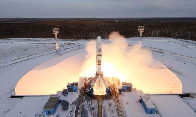 The Souyz-2 spacecraft with Meteor-M satellite and 18 additional small satellites launches from Russia´s new Vostochny cosmodrome, near the town of Tsiolkovsky in Amur region