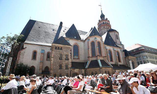 Ein Bild von der Glockenweihe der Nikolaikirche Ende Juni 2019.