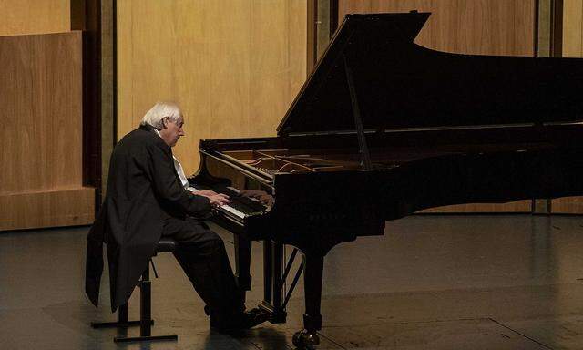 Fantastischer Pianist: Grigory Sokolov.