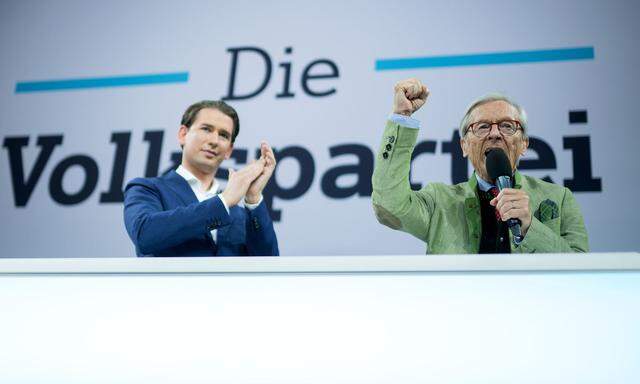 Zwei konservative Ex-Bundeskanzler: Sebastian Kurz und Wolfgang Schüssel. 