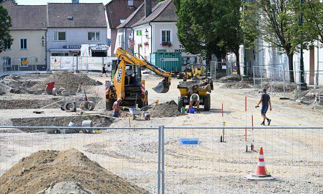 Der Nibelungenplatz in Tulln wird von Mai 2023 bis Juni 2024 umfassend umgestaltet. Das Projekt ist pionierhaft angesichts zukunftsfitter Stadtplanung und Klimaanpassung von Gemeinden.