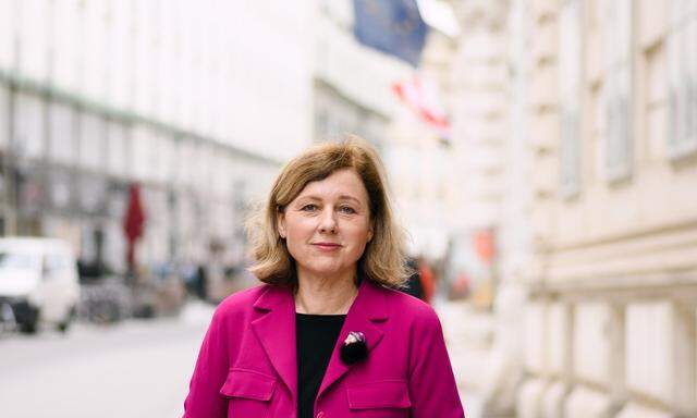 Jourová: „Die neue slowakische  Führung unterwandert die Demokratie auf der Überholspur.“