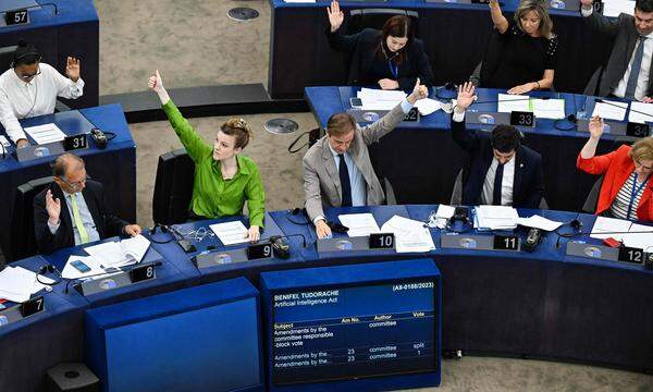 Die Abstimmung über die Verhandlungsposition des Europaparlaments am Mittwoch in Straßburg.