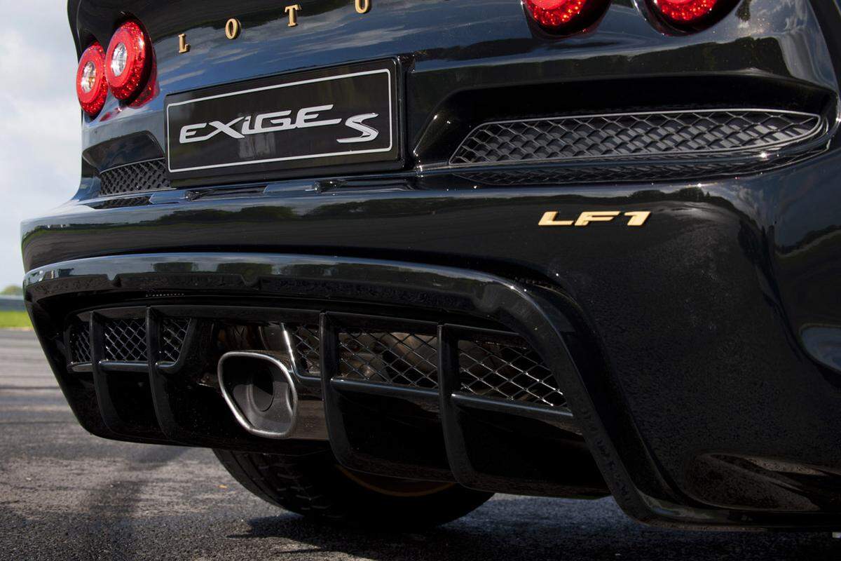 Technisch gesehen entspricht der Exige LF1 wie gesagt dem Lotus Exige S.