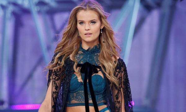 Laut dem Branchenportal Fashionista soll mehreren Models die Einreise nach China verweigert worden sein. Im Bild: Kate Grigorieva