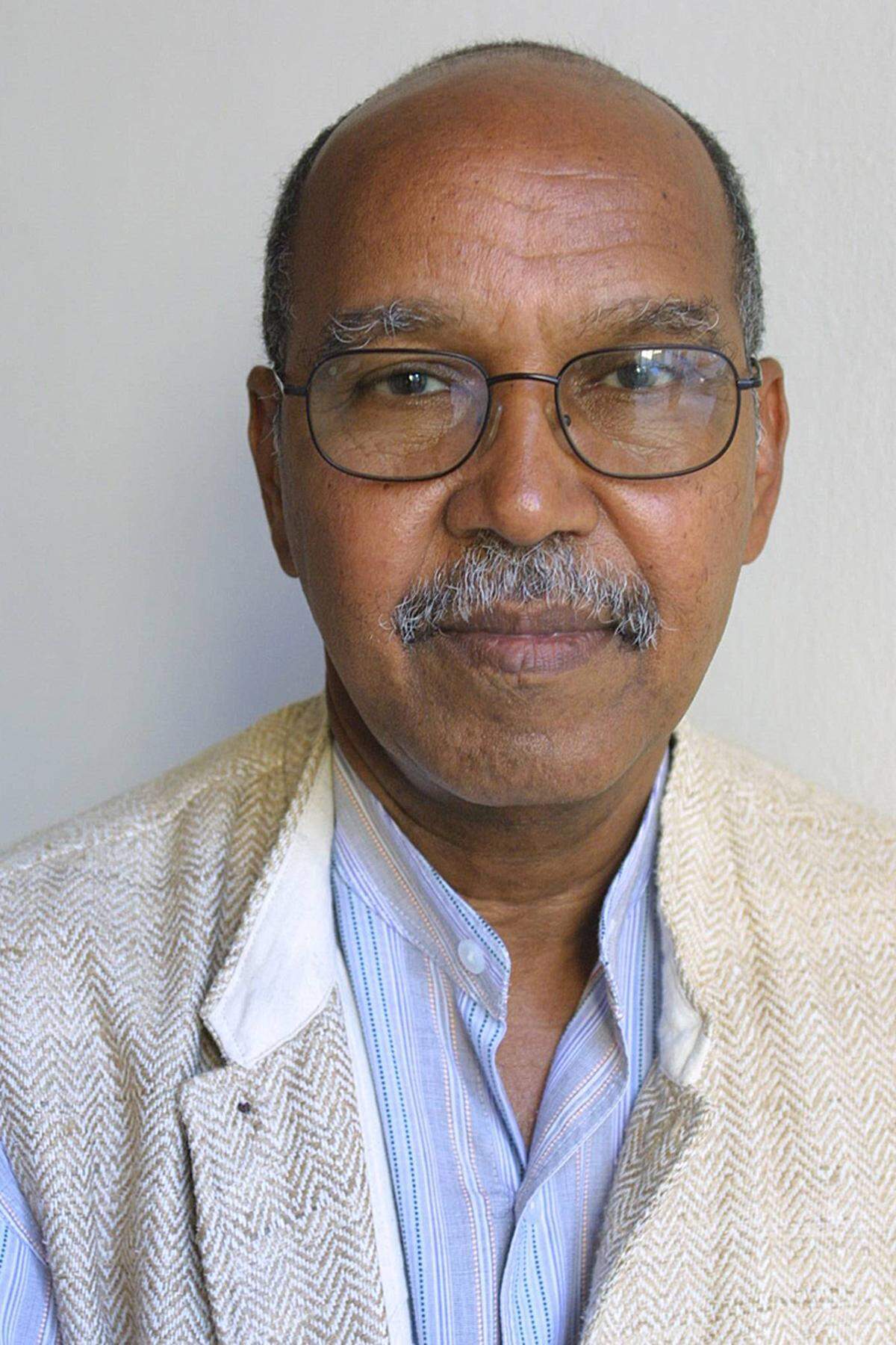 Der Somalier Nuruddin Farah (geb. 1945) kam auf eine Quote von 40:1. Der Sohn einer Dichterin widmet sich besonders der Situation der Frauen im postkolonialen Somalia, seine Werke kreisen häufig um familiäre und soziale Identität und wurden in mehr als 20 Sprachen übersetzt. Anfang der 70er Jahre verließ Farah sein Geburtsland aus politischen Gründen. Heute lebt er in Südafrika.