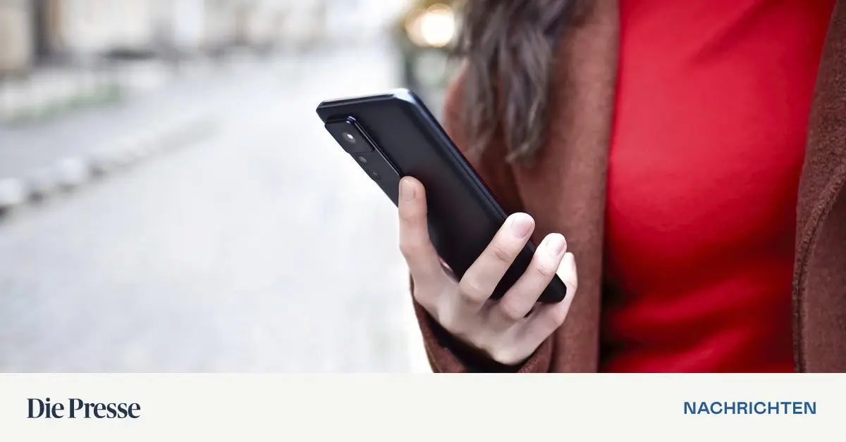 Jede-Dritte-erlebt-Gewalt-Neue-Kampagne-promotet-Frauenhelpline