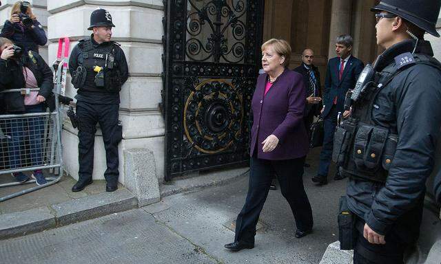 . 03/12/2019. London, United Kingdom. Downing St Reception ahead of NATO summit. Chancellor of Germany Angela Merkel arr