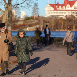 November 12, 2022, Helsinki, Uusimaa, Finland: Father s Day in Finland is observed on the second Sunday of November. It