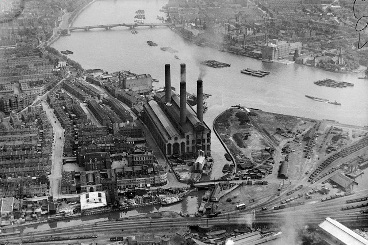 Lots Road Power Station, Chelsea, April 1921.