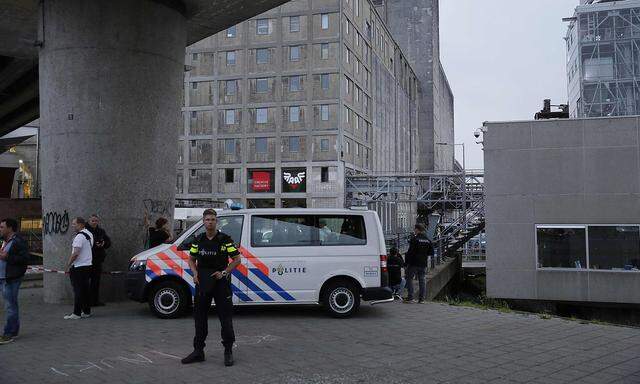 NETHERLANDS-CONCERT-TERROR-POLICE