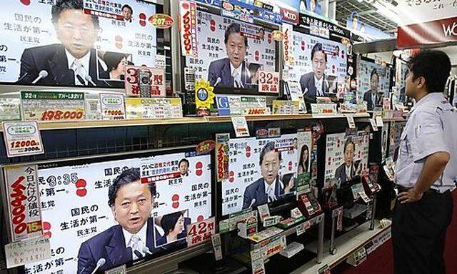 Japans Democratic Party leader Yukio Hatoyama on television
