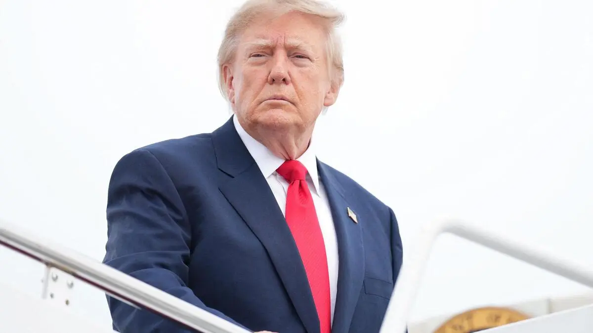 Donald Trump Demands Replacement of Ukrainian Head of State
