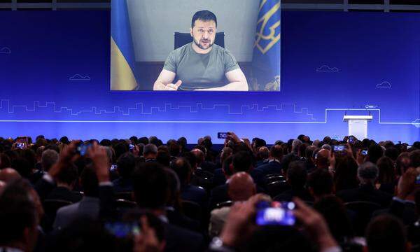 Wolodymyr Selenskijs Videobotschaft bei der Ukraine-Konferenz in London. 