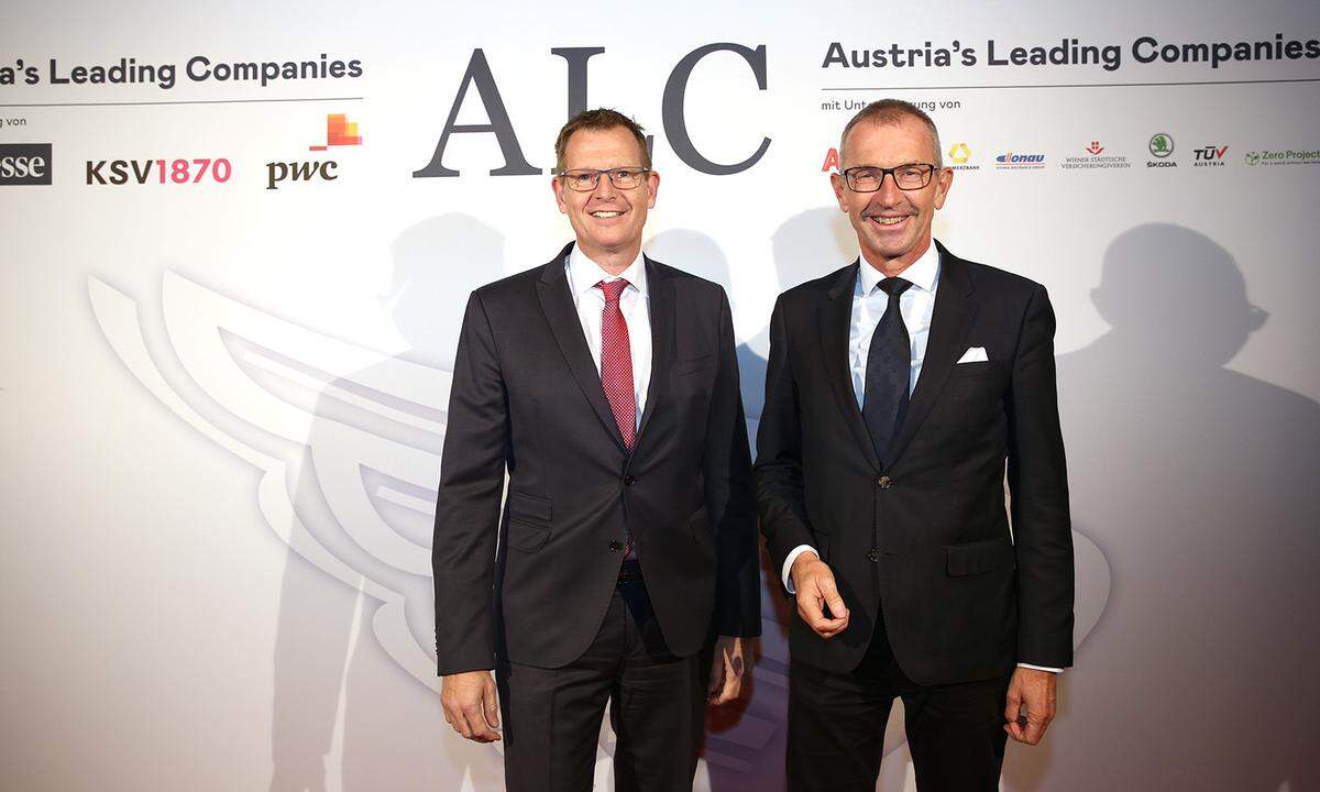 "Presse"-Geschäfsstellenleiter Andreas Rast (l.) und MCI-Rektor Andreas Altmann.