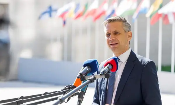 Wolfgang Hattmannsdorfer, Wirtschaftsminister