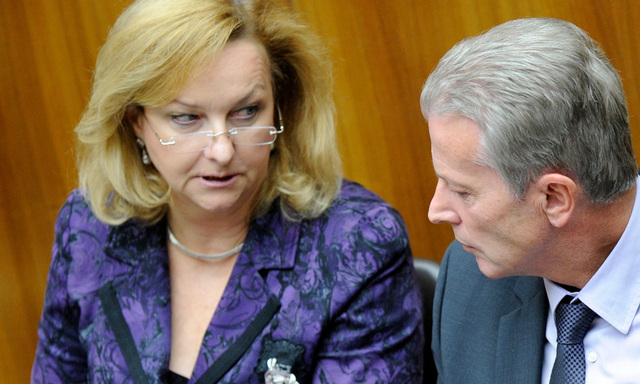 Finanzministerin Maria Fekter und Wirtschaftsminister Reinhold Mitterlehner.