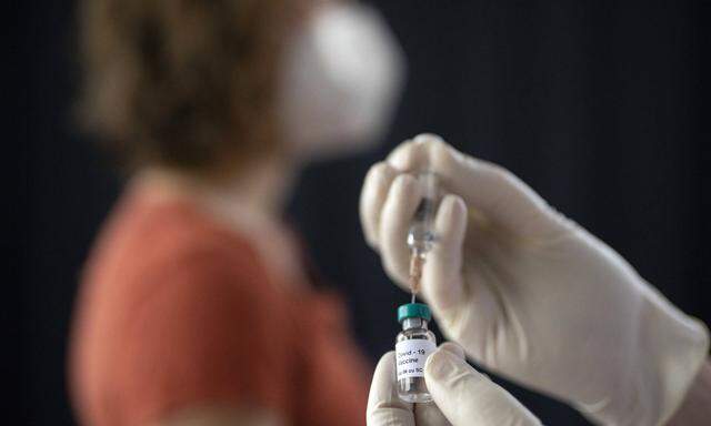 In Österreich haben sich vorige Woche so viele Menschen gegen Covid-19 impfen lassen wie nie zuvor. 