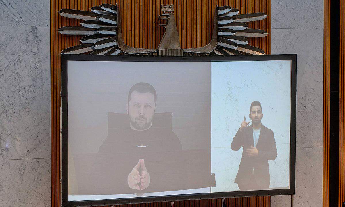 Per Video war Selenskij am Donnerstagvormittag im österreichischen Parlament zugeschaltet.