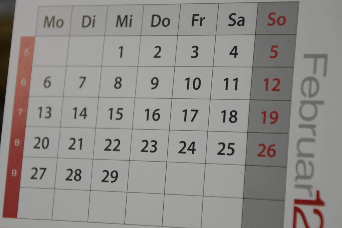 Nach dem Gregorianischen Kalender ist das Jahr 2012 ein Schaltjahr mit 366 Tagen. Der Februar zählt 29 Tage statt 28.