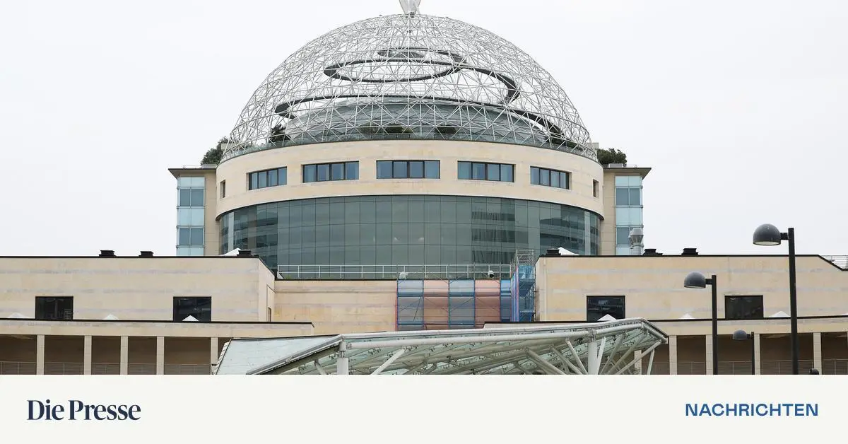 Chaosnacht-auf-Intensivstation-Chef-von-Mail-nder-Klinik-zur-ckgetreten