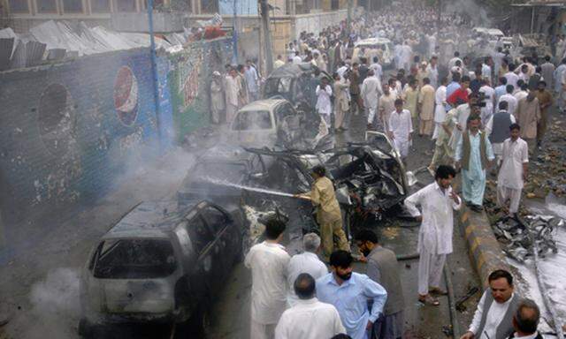Pakistan: Selbstmord-Anschlag zum Ramadan-Ausklang
