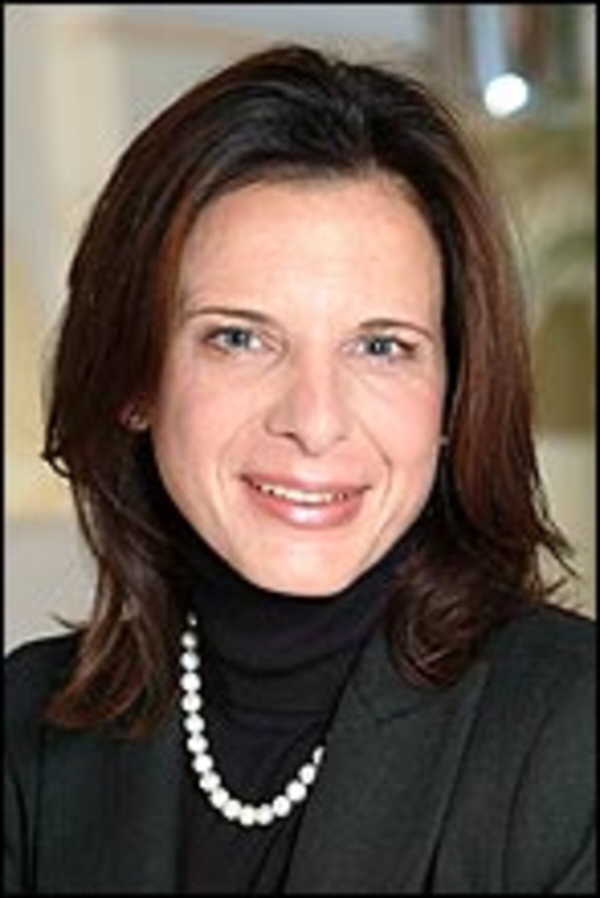 Im Oktober 2006 hat Dagmar Petersen die Verkaufs- und Marketing Direktion aller 14 Häuser der Austria Hotels International übernommen.Die 1967 in Hamburg geborene Petersen war nach ihrem Abitur drei Jahre lang in der Chemiebranche bei Unilever tätig, bevor sie nach Griechenland übersiedelte und dort ihre Tätigkeit im Tourismus begann.