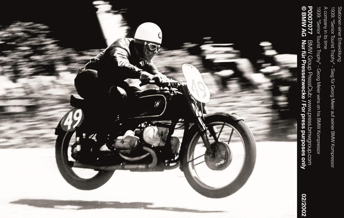 Georg "Schorsch" Meier auf seiner Triumphfahrt auf der TT 1939: Erstmals gewinn ein Nicht-Brite auf einer nicht-englischen Maschine.