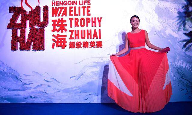Chinas gefeierter Tennisstar Peng Shuai. Hier beim offiziellen Empfang der WTA Elite Trophy 2017 im südchinesischen Zhuhai.