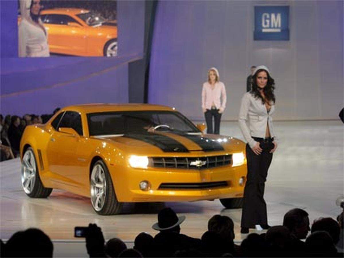 GM muss im Februar 2008 einen Megaverlust von 38,7 Milliarden Dollar melden und kündigt zugleich einen Abbau von 47.000 Stellen an.  Allerdings ist das nur das letzte spektakuläre Ereignis in einer langen Kette von schweren Schicksalsschlägen, welche die einst so mächtigen nordamerikanischen "Big Three" - GM, Ford, Chrysler - hinnehmen müssen.