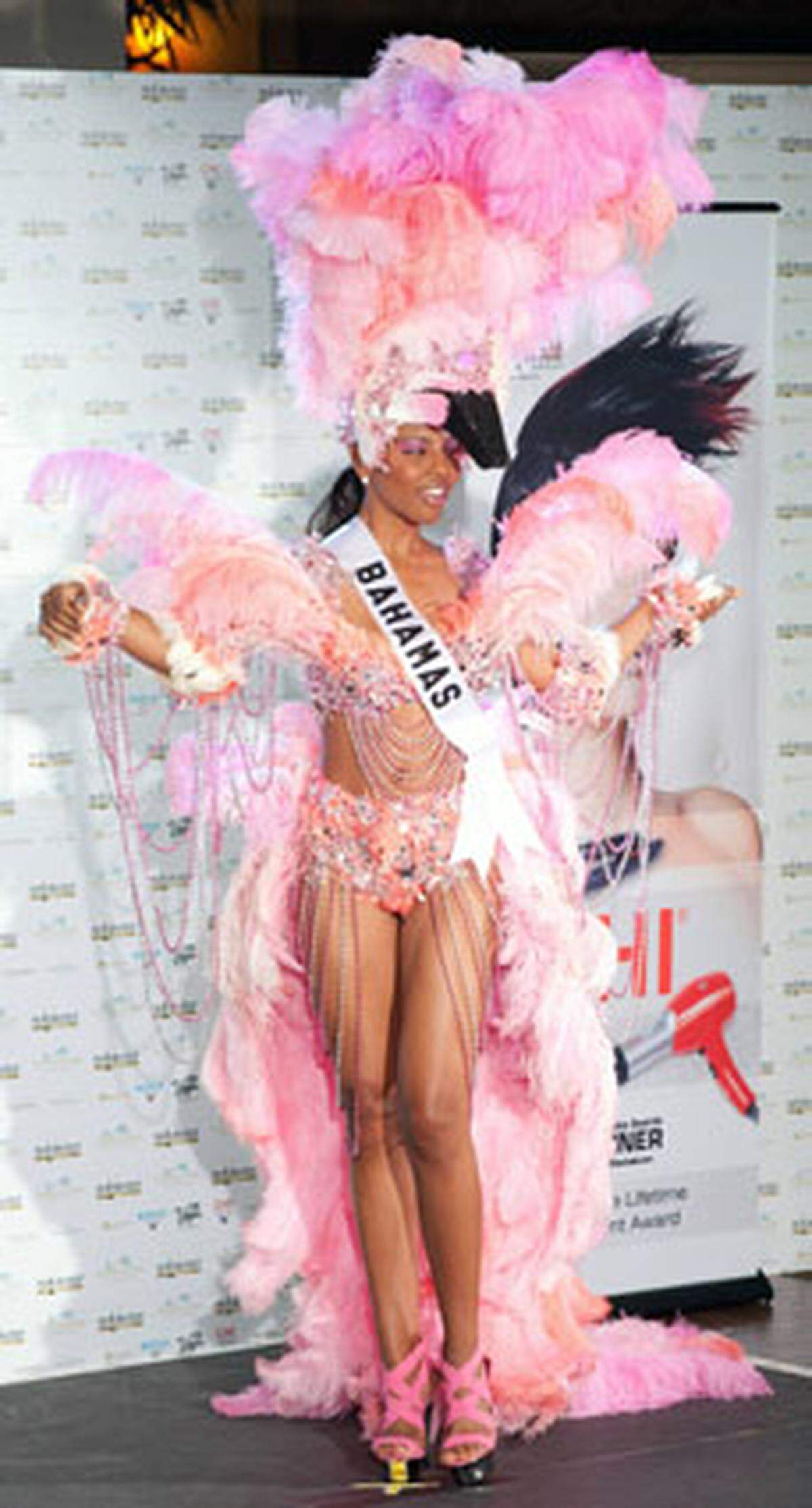 Braneka Bassett, Miss Bahamas