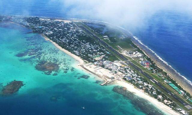 Im Inselstaaat Tuvalu liegt der höchste Punkt fünf Meter über dem Meeresspiegel. 