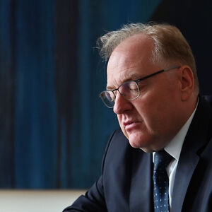 Ein laufendes Exportgeschäft sorge für Wohlstand in Österreich, sagt der Chef der Oesterreichischen Kontrollbank (OeKB), Helmut Bernkopf. Mit OeKB-Haftungen könne ein Unternehmen in Länder vordringen, die es sich sonst nicht zutraut.