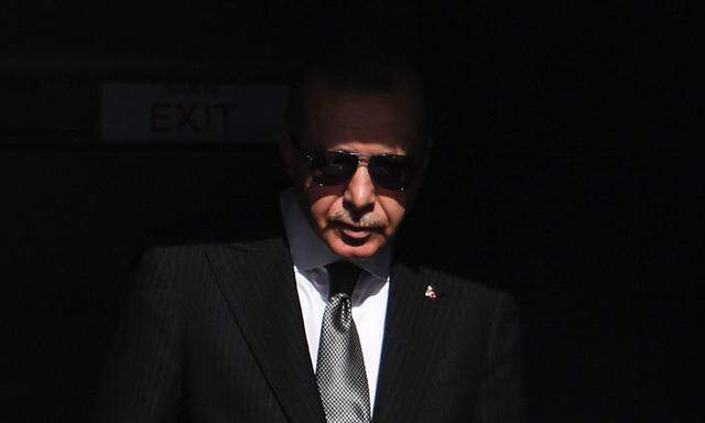 Der türkische Staatspräsident Recep Tayyip Erdoğan hat Anfang 2016 mit der EU einen Flüchtlingspakt geschlossen.