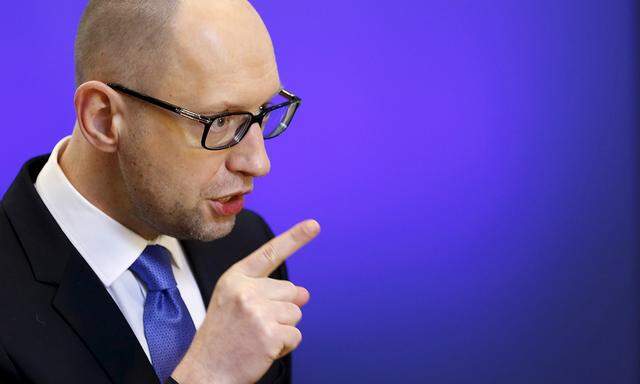 Ukraine´s PM Yatseniuk briefs the media after meeting EU Council President Tusk in Brussels