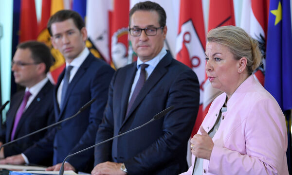 Hartinger-Klein, Strache, Kurz und Wöginger bei der Pressekonferenz zur Sozialversicherungsreform