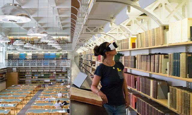 Auch in den Bibliotheken liegt das Augenmerk zunehmend auf digitalen Angeboten.