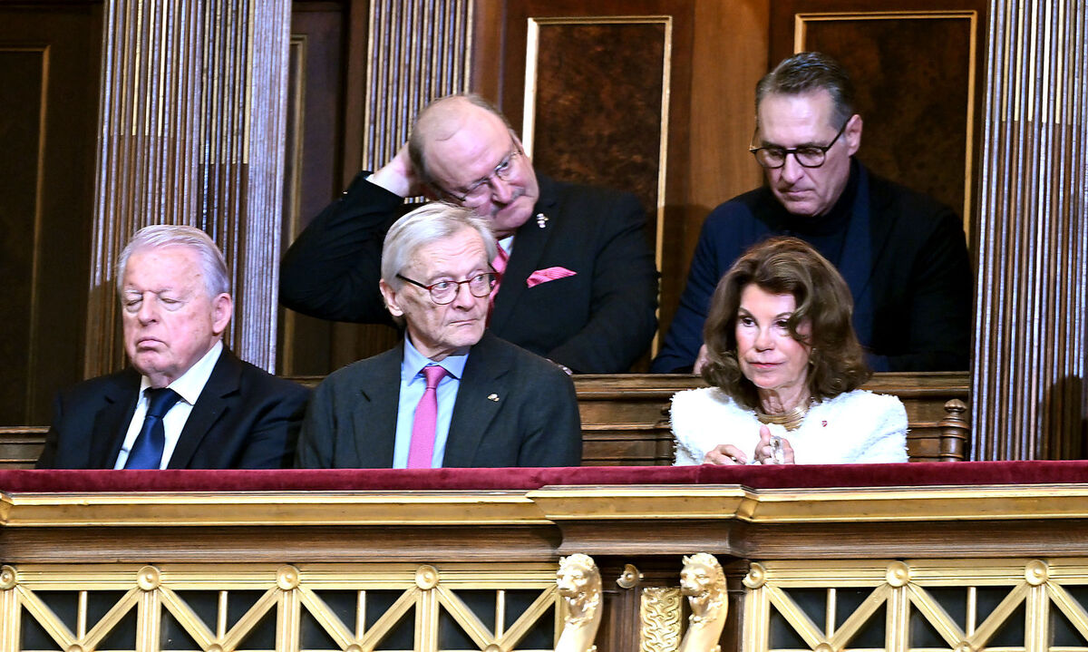 Auch Ex-Regierende – Franz Vranitzky, Wolfgang Schüssel, Hubert Gorbach, Heinz-Christian Strache und Brigitte Bierlein (v. l.) –  waren zugegen.