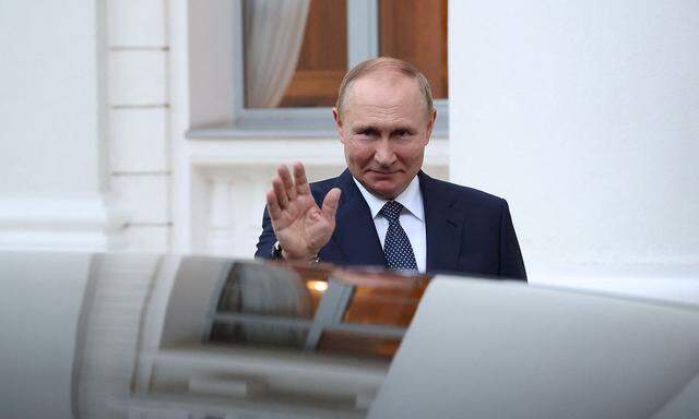 Putin verabschiedet Erdogan nach ihrem jüngsten Treffen in Sotschi. 