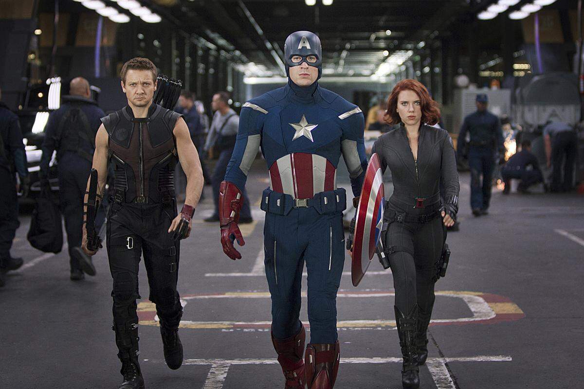Die Comic-Verfilmung "Avengers" (2012) spielte 1,519 Milliarden Dollar ein. Rund drei Jahre lang war der Joss-Whedon-Film am Stockerl der Bestenliste. Im Juli 2015 wurde er verdrängt von ...